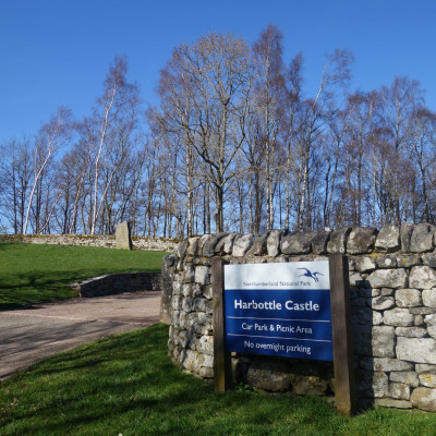 Harbottle Castle - entrance and parking Dog friendly country pub in Northumberland - Harbottle - Drake Stone - Northumberland National Park